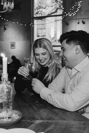 Why You Shouldn’t Skip Hiring a Pre-Wedding Photographer?